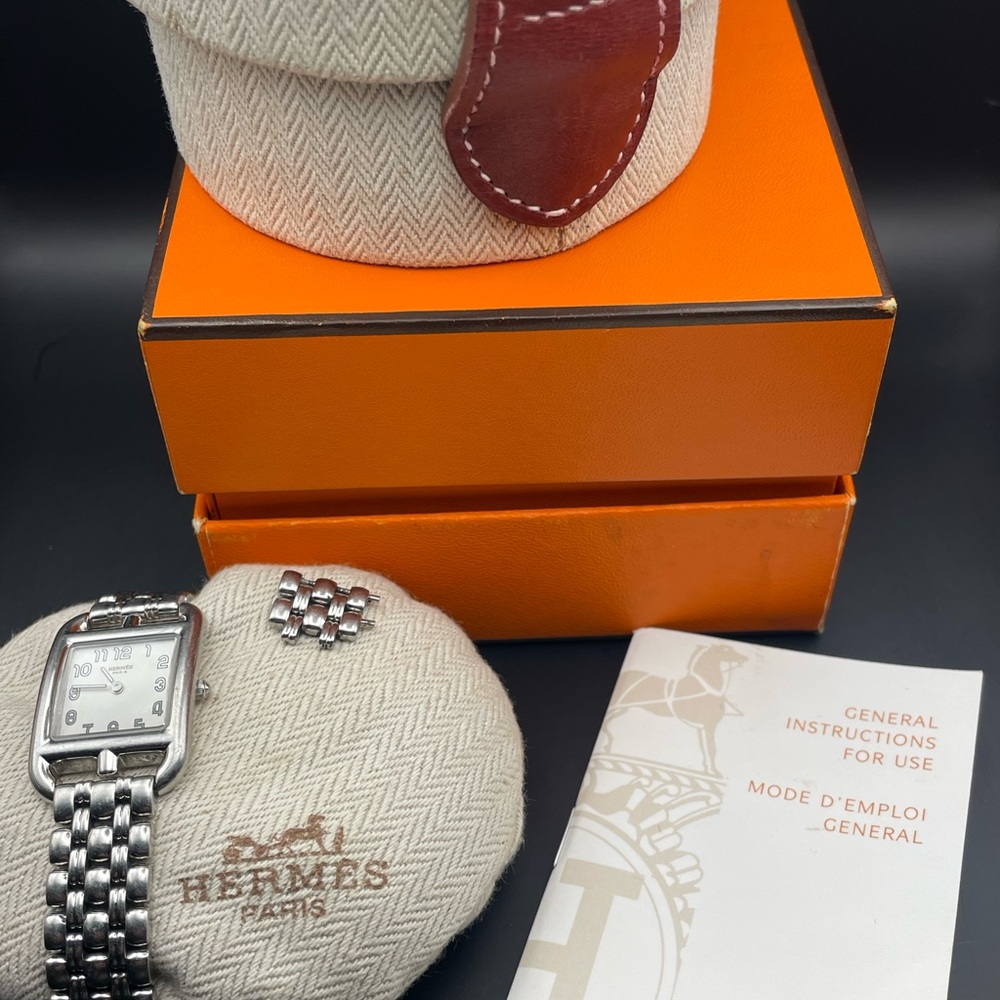 HERMÈS Cape Cod Small Model 23mmx31mm CC1.210, 4716, 2176565 Stainless